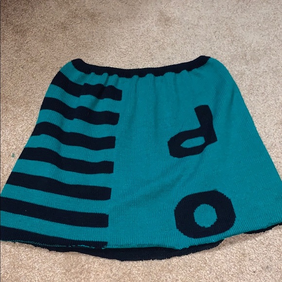 P O skirt - Picture 1 of 2